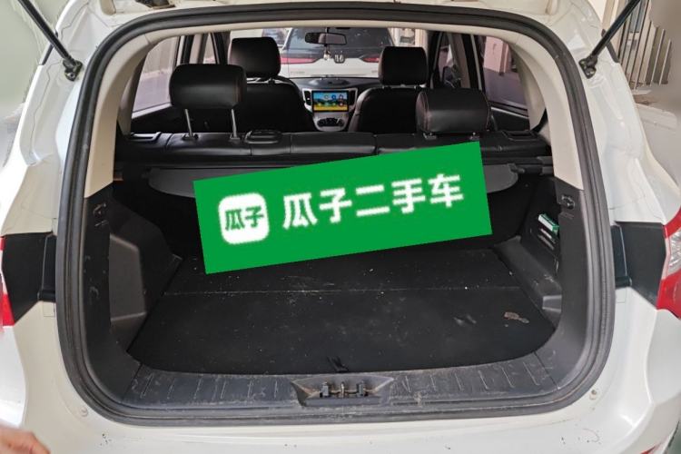 Used CHANGAN CS35 2015 1.6L Manual Luxury Model China IV Standard Trunk