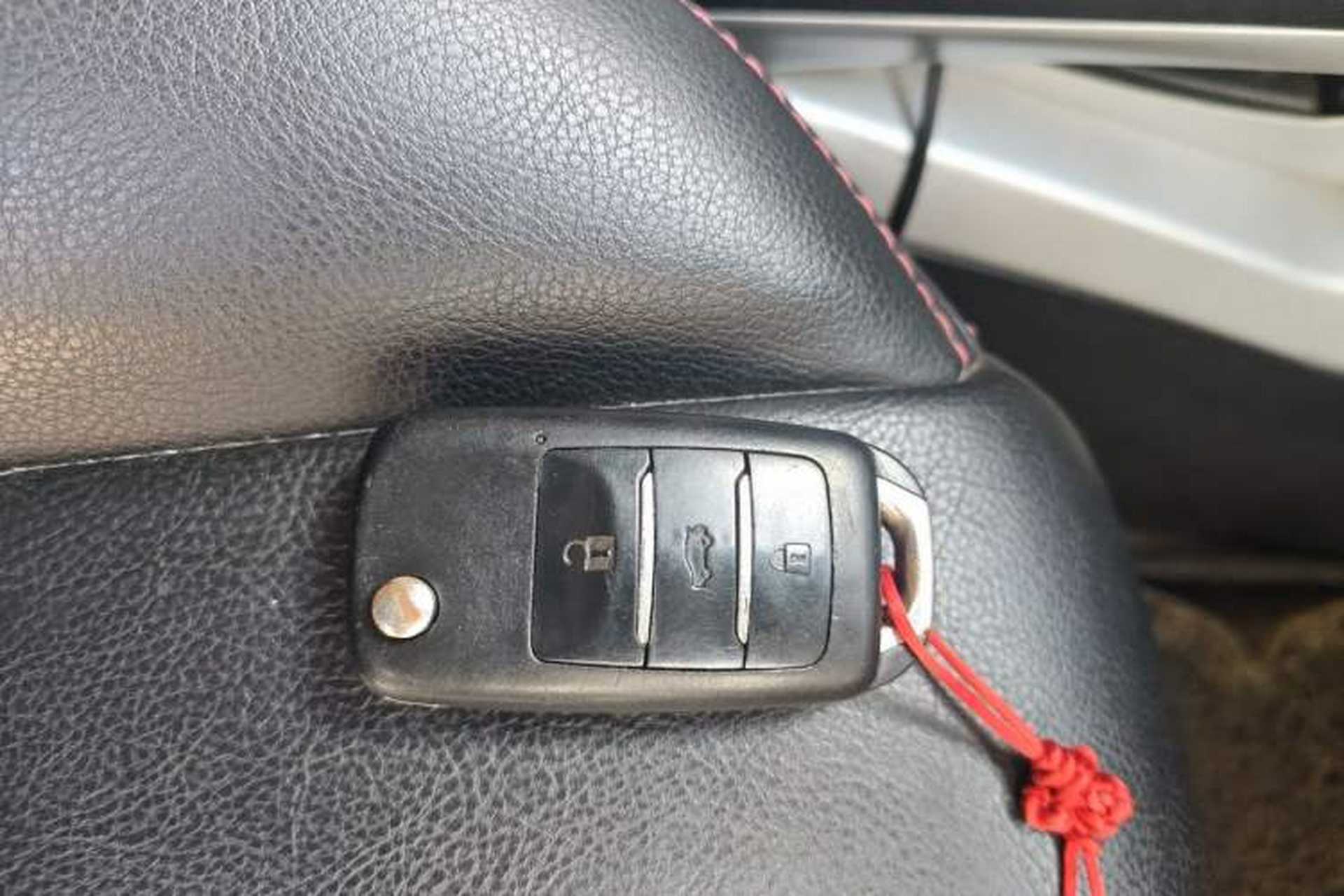 Used CHANGAN CS35 2015 1.6L Automatic Luxury Model China IV Standard Vehicle Key