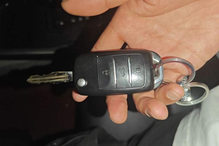 Used CHANGAN CS35 2015 1.6L Automatic Luxury Model China IV Standard Vehicle Key