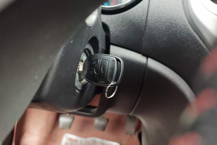 Used CHANGAN CS35 2015 1.6L Manual Luxury Model China IV Standard Vehicle Key