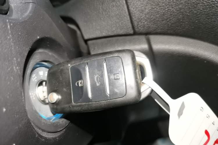 Used CHANGAN CS35 2015 1.6L Automatic Luxury Model China V Standard Vehicle Key
