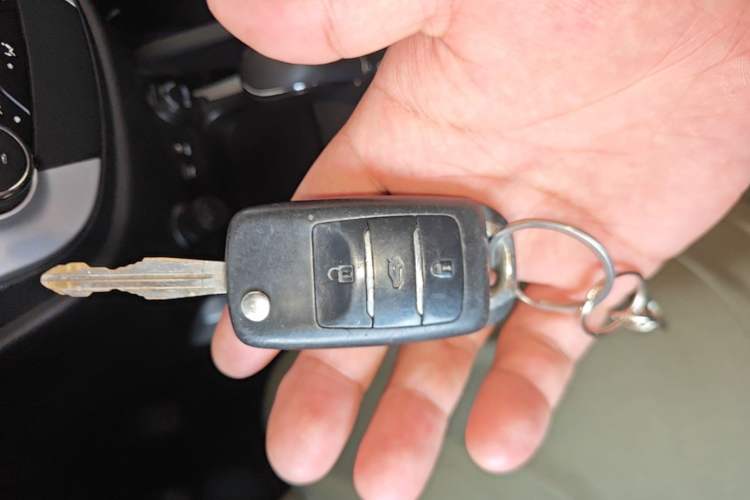Used CHANGAN CS35 2015 1.6L Automatic Luxury Model China V Standard Vehicle Key
