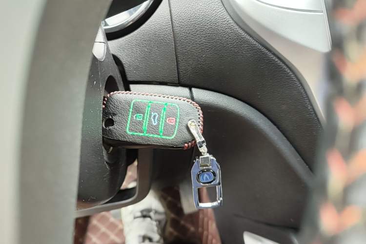 Used CHANGAN CS35 2015 1.6L Automatic Luxury Model China V Standard Vehicle Key