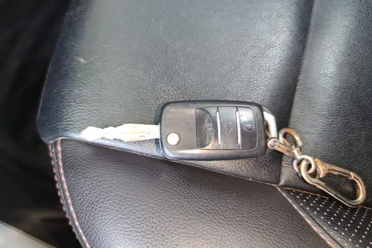 Used CHANGAN CS35 2015 1.6L Manual Luxury Model China IV Standard Vehicle Key