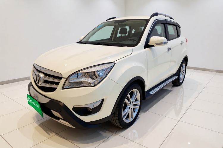 Używany CHANGAN CS35 2015 1.6L Automatic Luxury Model China IV Standard Guazi used car, China used car export, Used car for sale, Used cars, Cheapest cars for sale