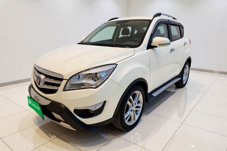 CHANGAN CS35 2015