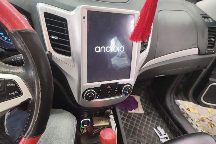 Used CHANGAN CS35 2015 1.6L Automatic Prestige Model China V Standard Audio And AC Panel