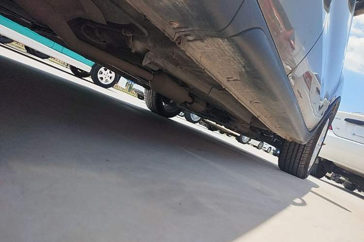 Used CHANGAN CS35 2015 1.6L Automatic Luxury Model China IV Standard Chassis Rear Right
