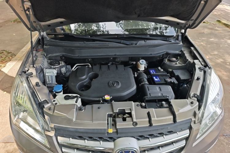 Used CHANGAN CS35 2015 1.6L Automatic Luxury Model China IV Standard Engine Bay