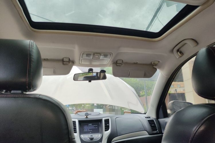 Used CHANGAN CS35 2015 1.6L Automatic Luxury Model China IV Standard Headliner
