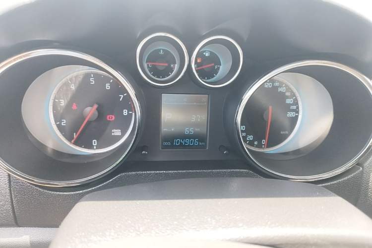 Used CHANGAN CS35 2015 1.6L Automatic Luxury Model China IV Standard Instrument Cluster