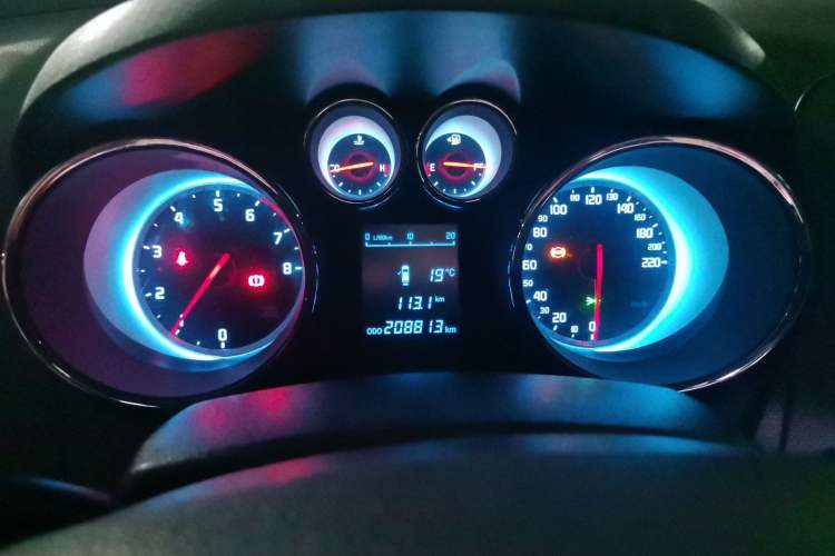 Used CHANGAN CS35 2015 1.6L Manual Luxury Model China IV Standard Instrument Cluster