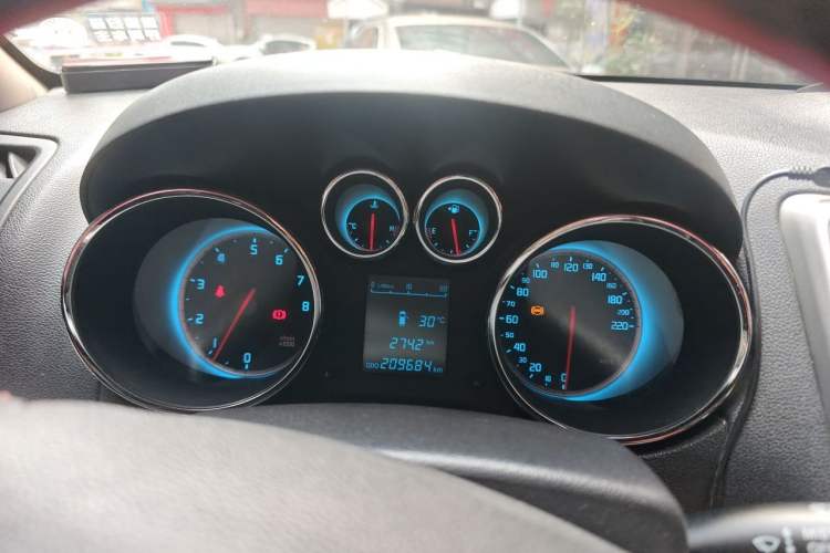 Used CHANGAN CS35 2015 1.6L Manual Luxury Model China IV Standard Instrument Cluster
