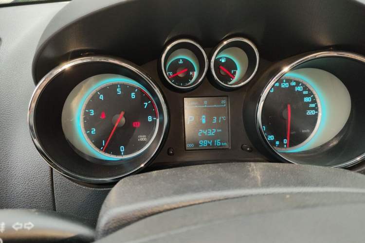 Used CHANGAN CS35 2015 1.6L Automatic Luxury Model China IV Standard Instrument Cluster