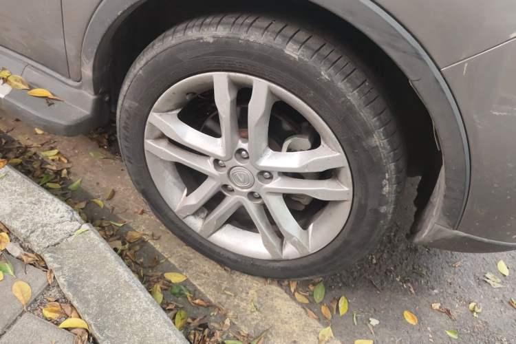 Used CHANGAN CS35 2015 1.6L Automatic Prestige Model China V Standard Right Front Wheel Hub
