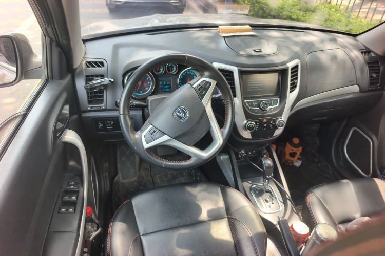 Used CHANGAN CS35 2015 1.6L Automatic Luxury Model China IV Standard Steering Wheel