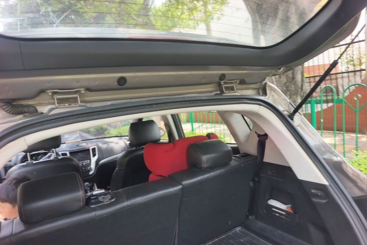 Used CHANGAN CS35 2015 1.6L Automatic Luxury Model China IV Standard Trunk
