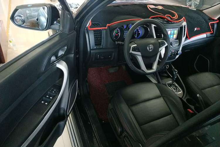 Used CHANGAN CS35 2016 1.6L Automatic Luxury Model China V Standard Driver Seat