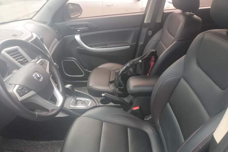 Used CHANGAN CS35 2016 1.6L Automatic Luxury Model China V Standard Left Front Seat