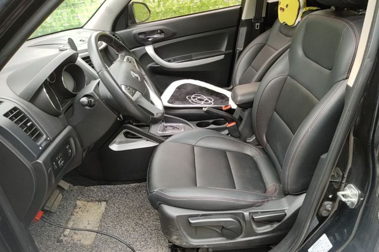 Used CHANGAN CS35 2016 1.6L Automatic Luxury Model China V Standard Left Front Seat