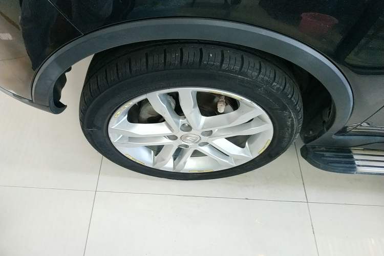 Used CHANGAN CS35 2016 1.6L Automatic Luxury Model China V Standard Left Front Wheel Hub