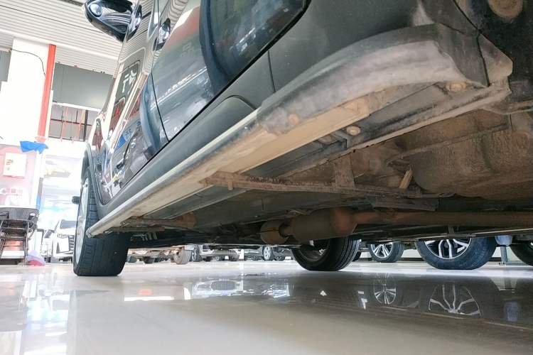 Used CHANGAN CS35 2016 1.6L Automatic Luxury Model China V Standard Left Side Sill