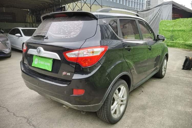 Used CHANGAN CS35 2016 1.6L Automatic Luxury Model China V Standard Rear Right 45 Deg