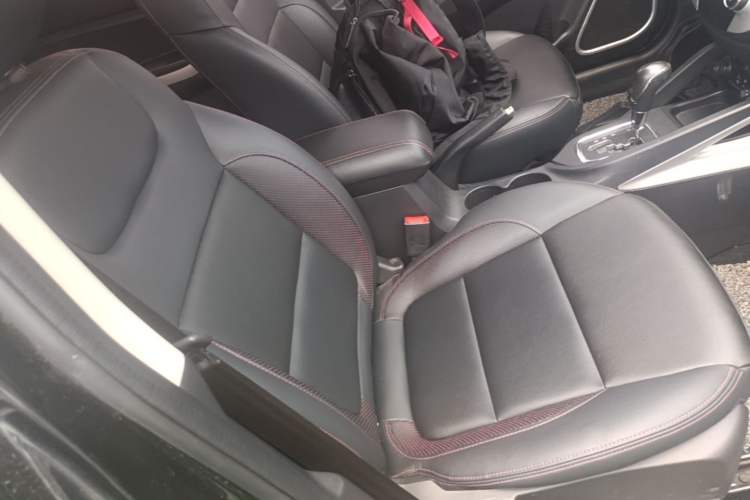 Used CHANGAN CS35 2016 1.6L Automatic Luxury Model China V Standard Right Front Seat
