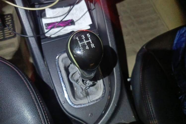 Used CHANGAN CS35 2016 1.6L Manual Luxury Model China V Standard Gear Lever