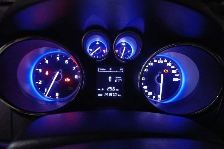 Used CHANGAN CS35 2016 1.6L Manual Luxury Model China V Standard Instrument Cluster