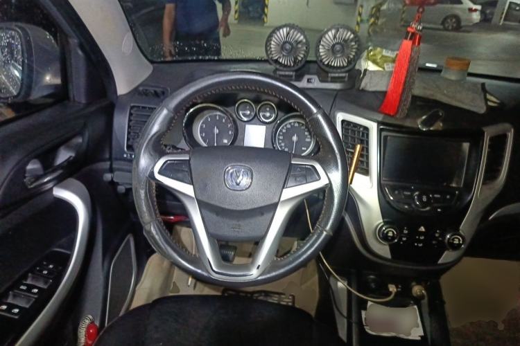 Used CHANGAN CS35 2016 1.6L Manual Luxury Model China V Standard Steering Wheel