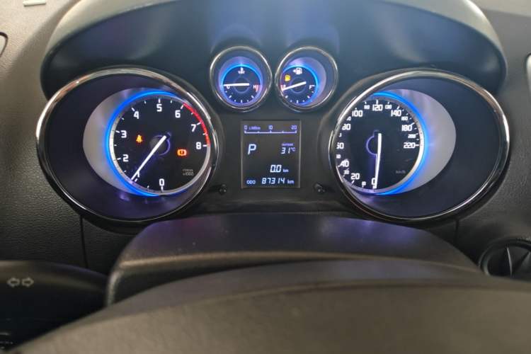 Used CHANGAN CS35 2016 1.6L Automatic Luxury Model China IV Standard Instrument Cluster
