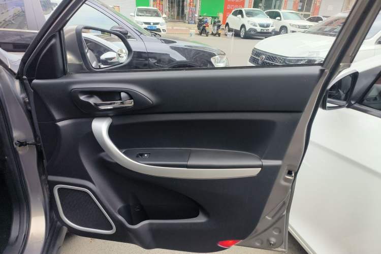 Used CHANGAN CS35 2016 1.6L Manual Luxury Model China V Standard Right Front Door Interior