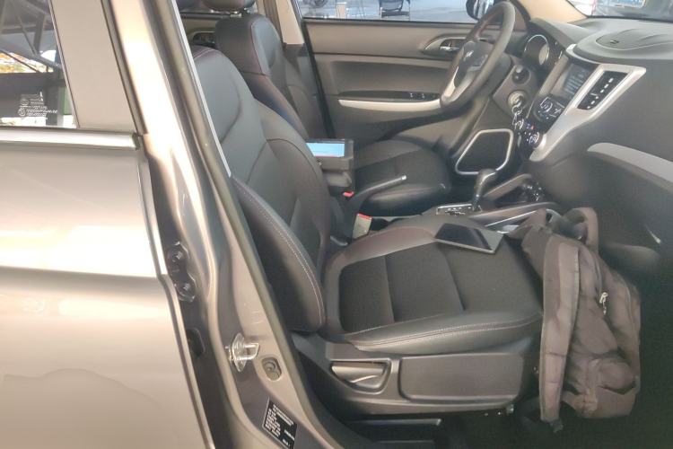 Used CHANGAN CS35 2016 1.6L Automatic Luxury Model China V Standard Right Front Seat