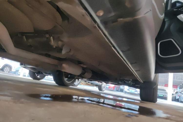 Used CHANGAN CS35 2016 1.6L Automatic Luxury Model China V Standard Right Side Sill