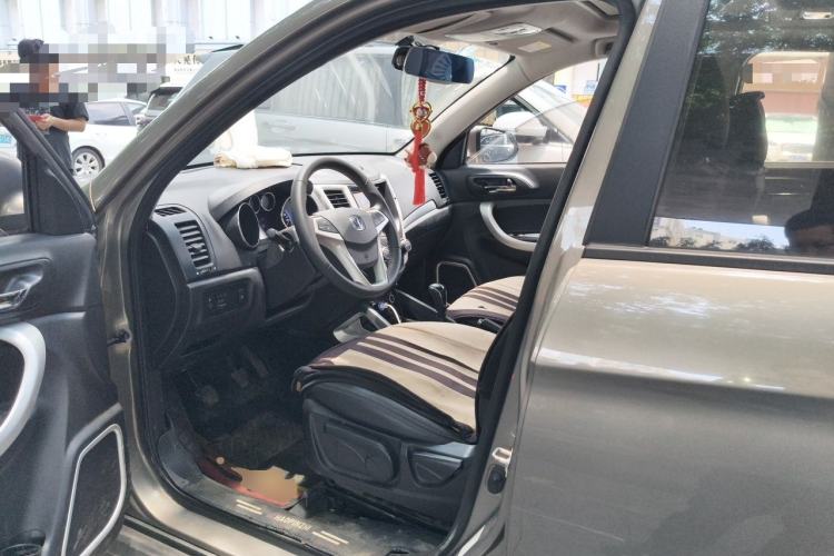 Used CHANGAN CS35 2016 1.6L Manual Luxury Model China V Standard Driver Seat