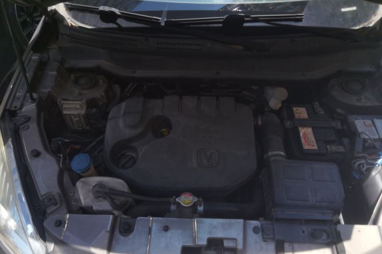 Used CHANGAN CS35 2016 1.6L Automatic Luxury Model China V Standard Engine Bay