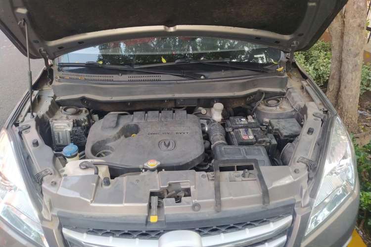 Used CHANGAN CS35 2016 1.6L Automatic Luxury Model China V Standard Engine Bay