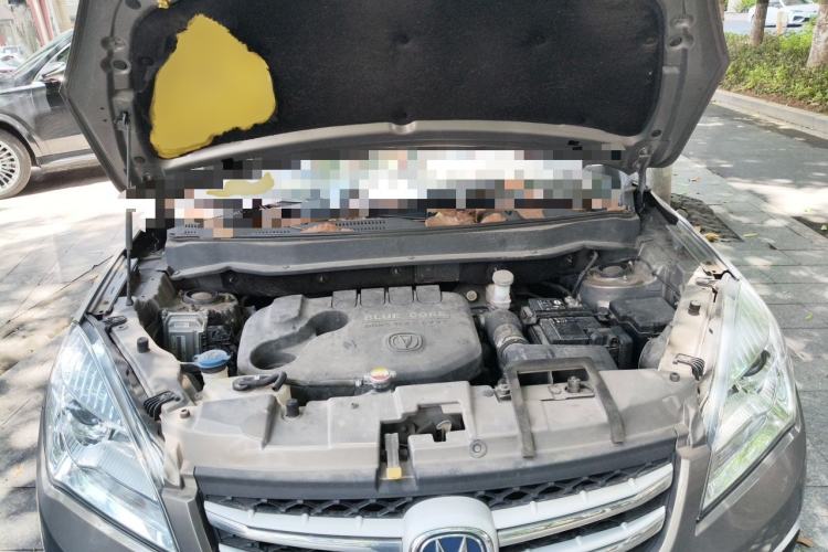 Used CHANGAN CS35 2016 1.6L Manual Luxury Model China V Standard Engine Bay