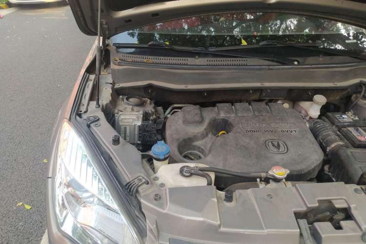 Used CHANGAN CS35 2016 1.6L Automatic Luxury Model China V Standard Engine Bay Right