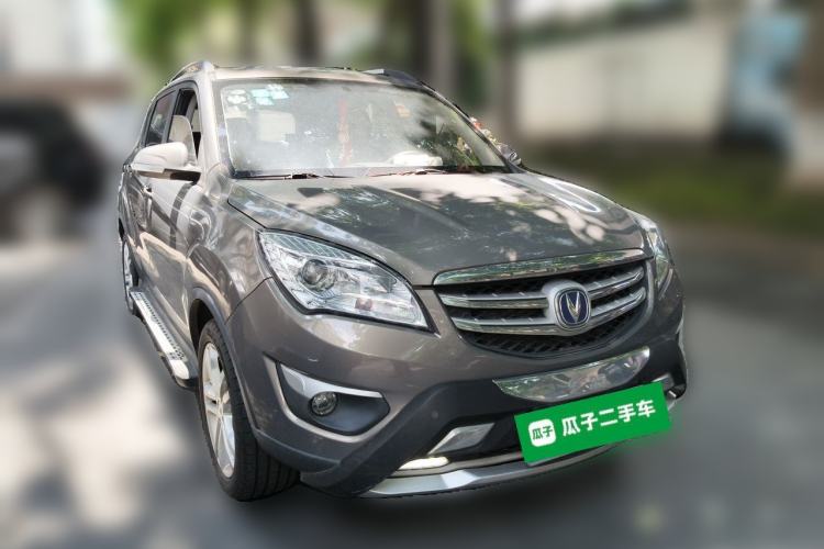 Used CHANGAN CS35 2016 1.6L Manual Luxury Model China V Standard Front Right 45 Deg