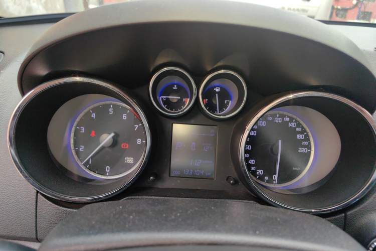 Used CHANGAN CS35 2016 1.6L Automatic Luxury Model China V Standard Instrument Cluster