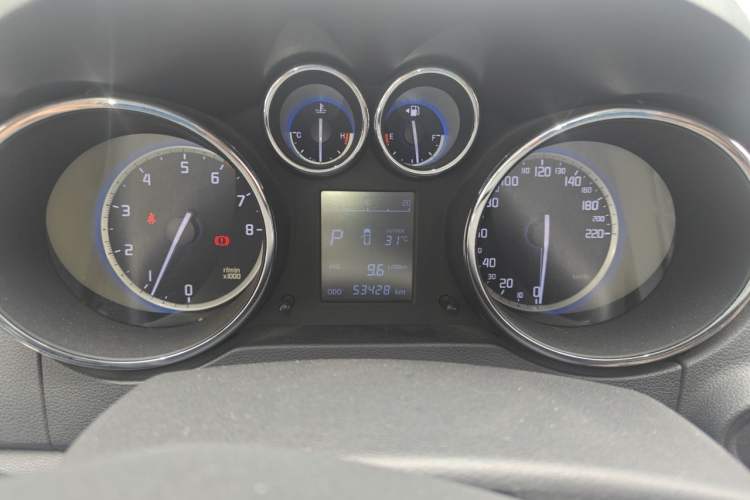 Used CHANGAN CS35 2016 1.6L Automatic Luxury Model China V Standard Instrument Cluster