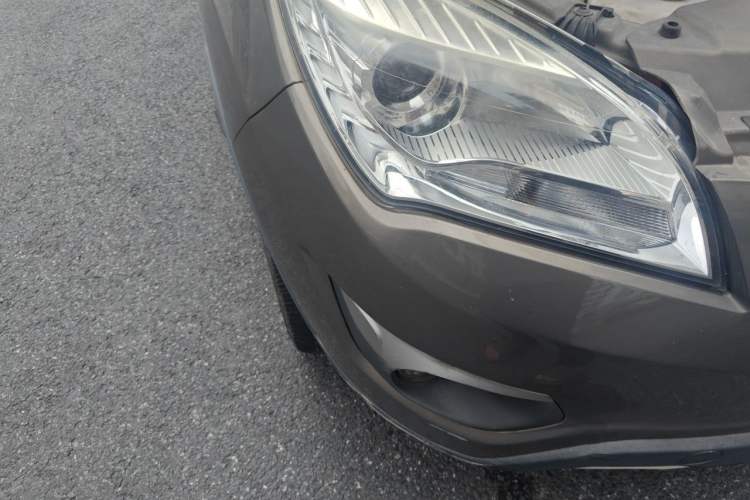 Used CHANGAN CS35 2016 1.6L Automatic Luxury Model China V Standard Right Front Headlight