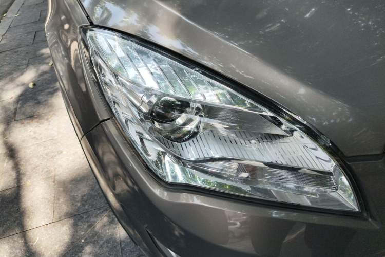 Used CHANGAN CS35 2016 1.6L Manual Luxury Model China V Standard Right Front Headlight