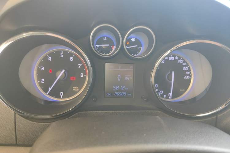 Used CHANGAN CS35 2016 1.6L Manual Luxury Model China V Standard Instrument Cluster