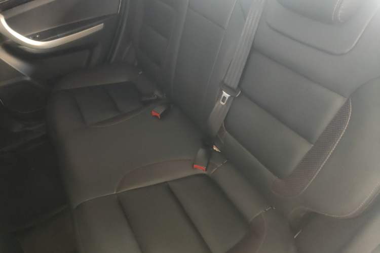 Used CHANGAN CS35 2016 1.6L Manual Luxury Model China V Standard Left Rear Seat