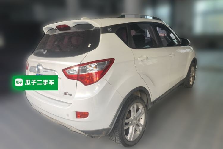 Used CHANGAN CS35 2016 1.6L Manual Luxury Model China V Standard Rear Right 45 Deg