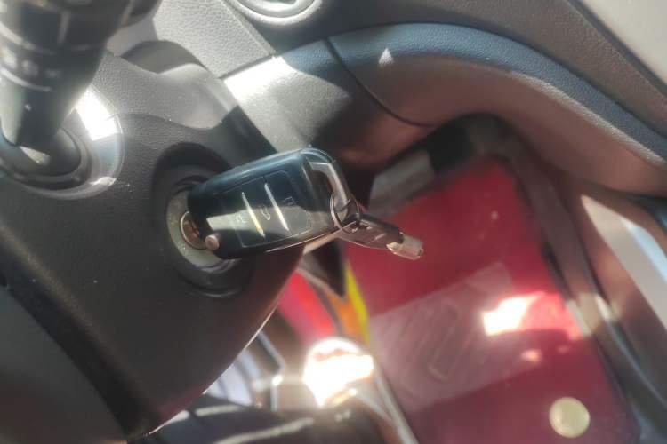 Used CHANGAN CS35 2016 1.6L Automatic Luxury Model China IV Standard Vehicle Key