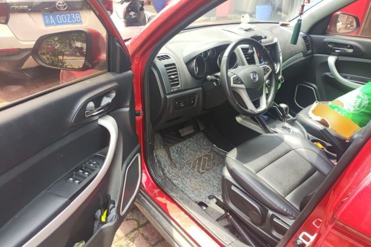 Used CHANGAN CS35 2016 1.6L Automatic Luxury Model China IV Standard Driver Seat